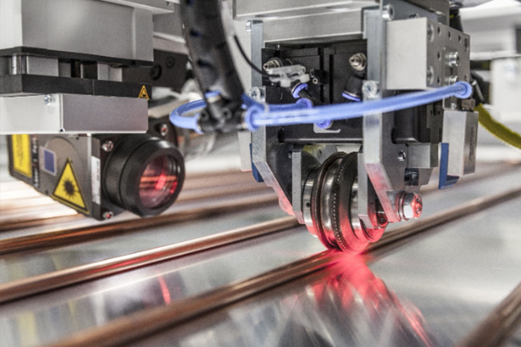 Machine de fabrication pour liaison de capteur solaire de SSC